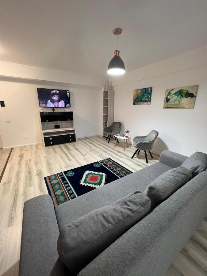 Chic Apartament Complex Inamstro Iasi Eksteriør billede